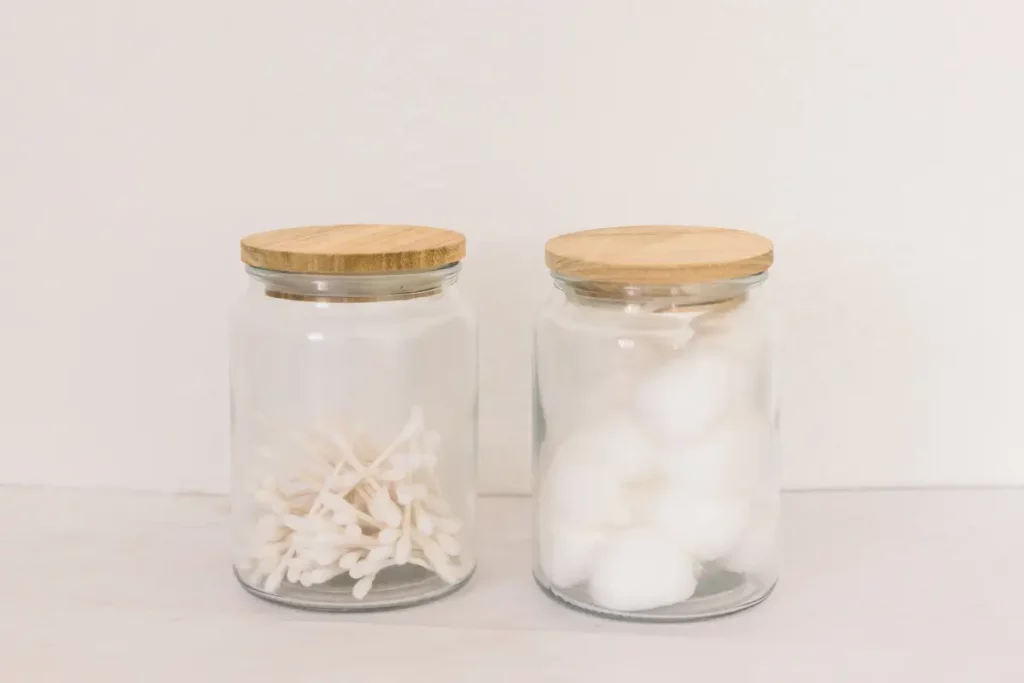 bolas e cotonetes de algodão esterilizados bolas e cotonetes de algodão esterilizados